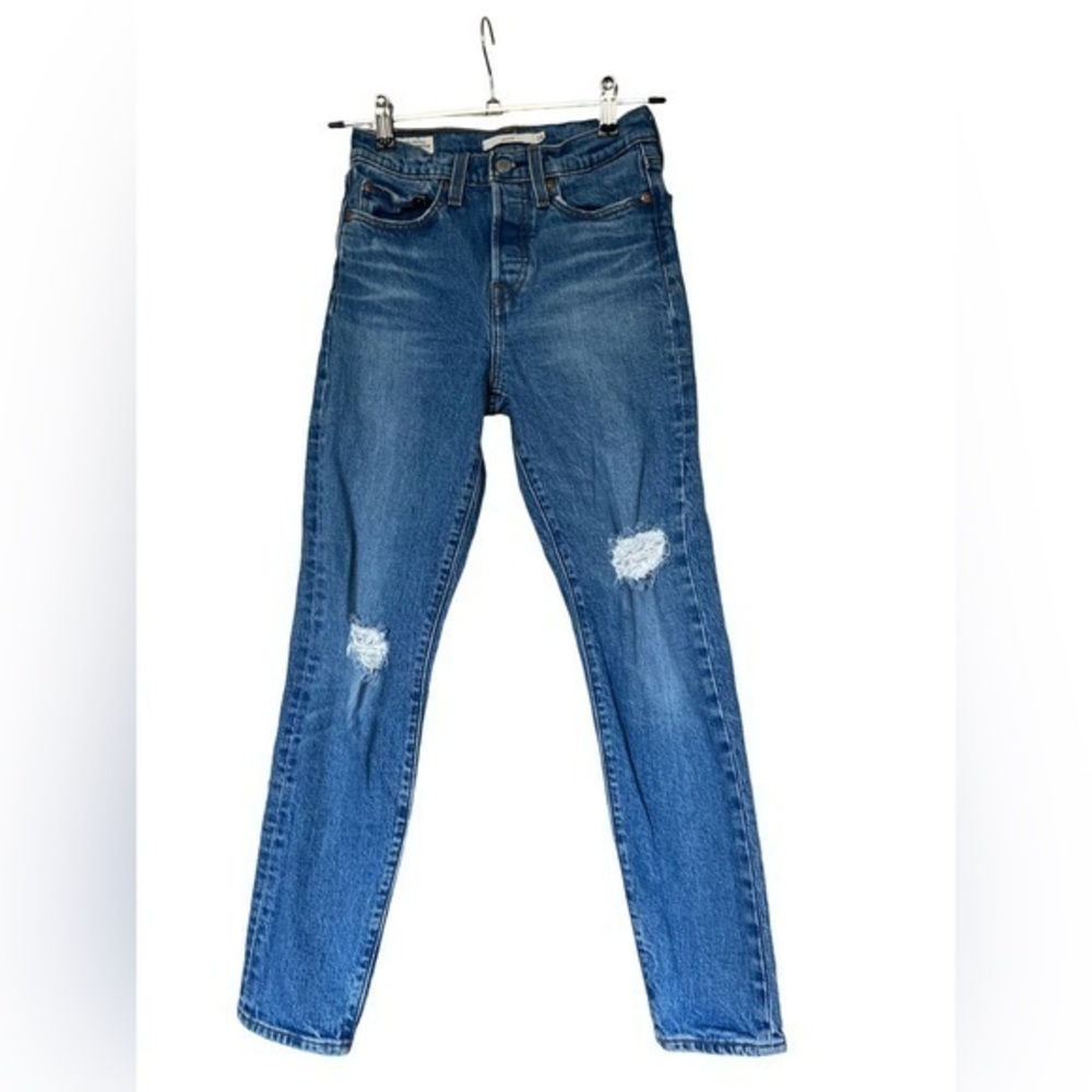 Levi's wedgie Fit Ankle premium womens button fly distressed‎ jeans Size 24 X 27 - Picture 3 of 6